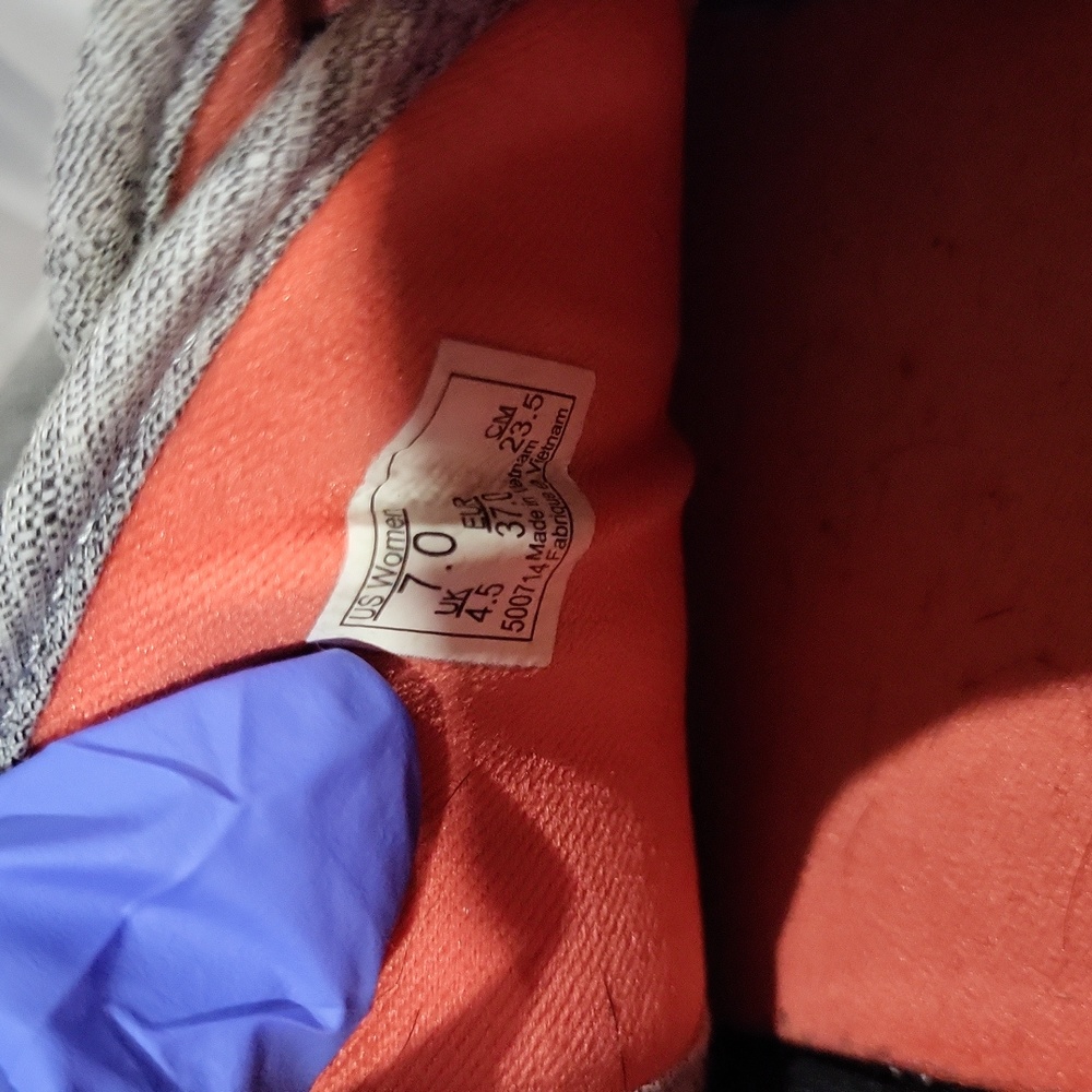 Vans Sneakers - Picture 7 of 8